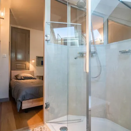 Apartment Very On Geneva