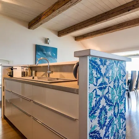 Apartment Very On Geneva *