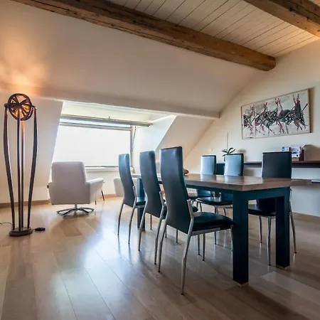 Very On Geneva Apartment *